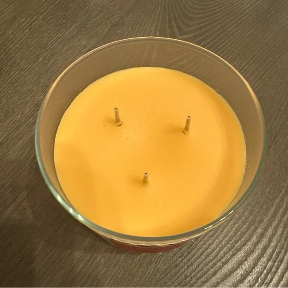 NEW Bath & Body Works GEORGIA PEACH 3 Wick Scented Candle‎ 14.5 oz - Picture 3 of 4